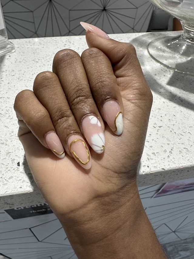 Lush Nail Bar Colony Square