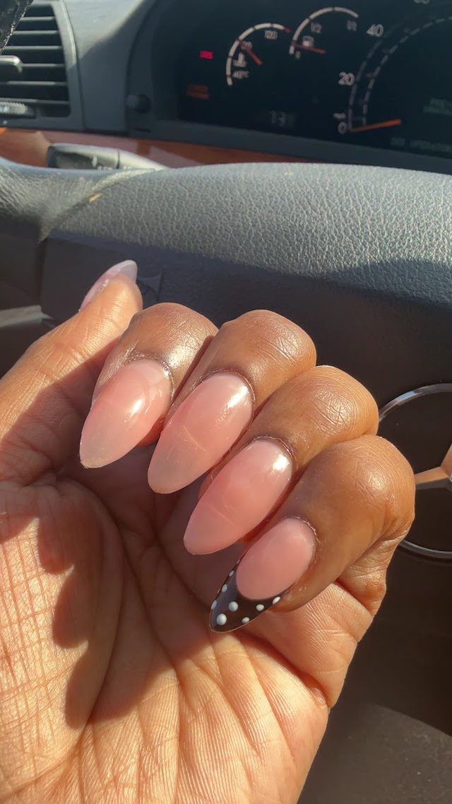 Lush Nail Bar Colony Square photo 3