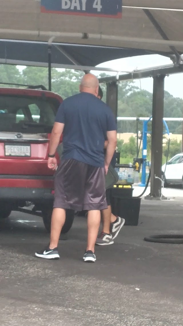 LUV Car Wash - Abercorn Extention photo 3
