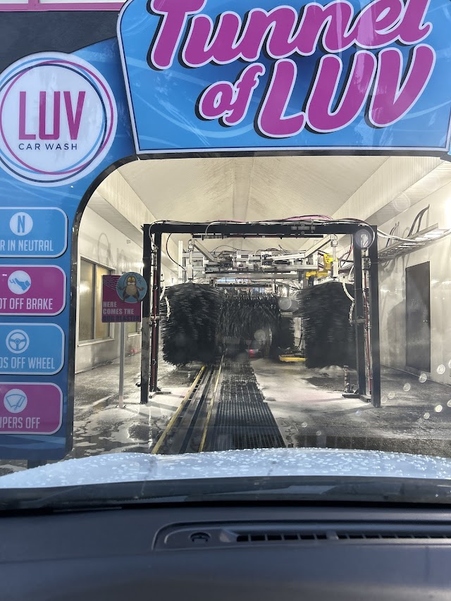 LUV Car Wash - Abercorn Extention photo 4