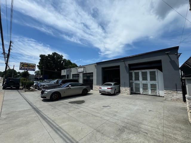 Luxxury Auto Body
