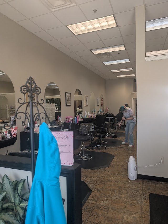 LV Salon & Beauty Bar photo 4