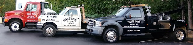 Lyder's Towing LLC photo 4
