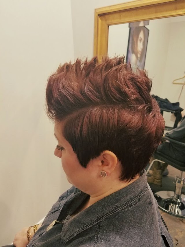 Magnolia Salon