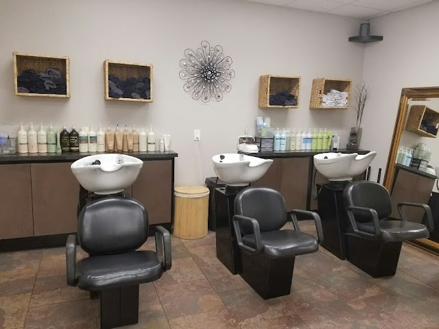 Magnolia Salon photo 3