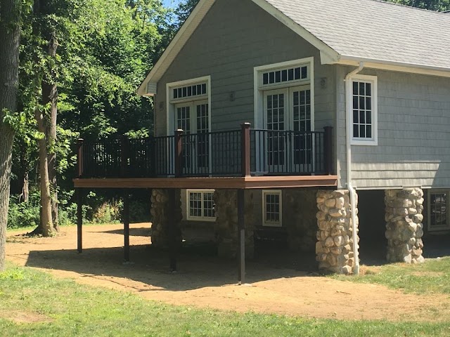Majestic Deck