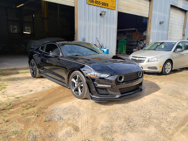 Mario's Collision Center photo 1