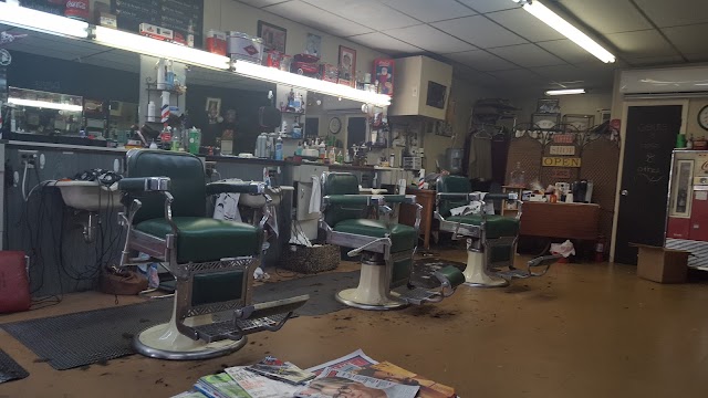 Mayo's Barber Shop photo 3