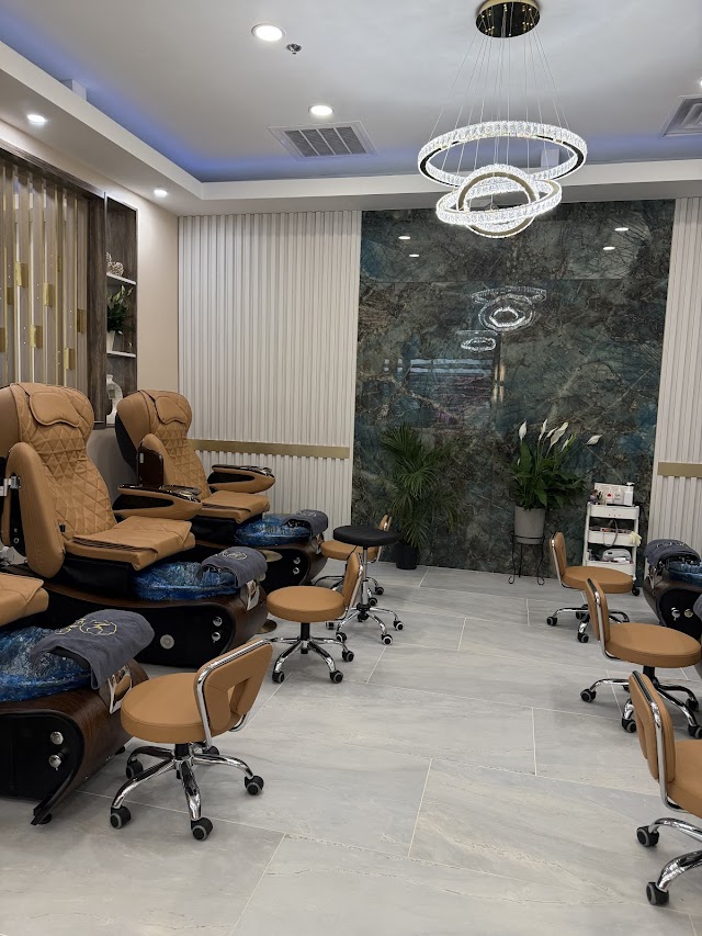 Merci Nail Spa photo 3