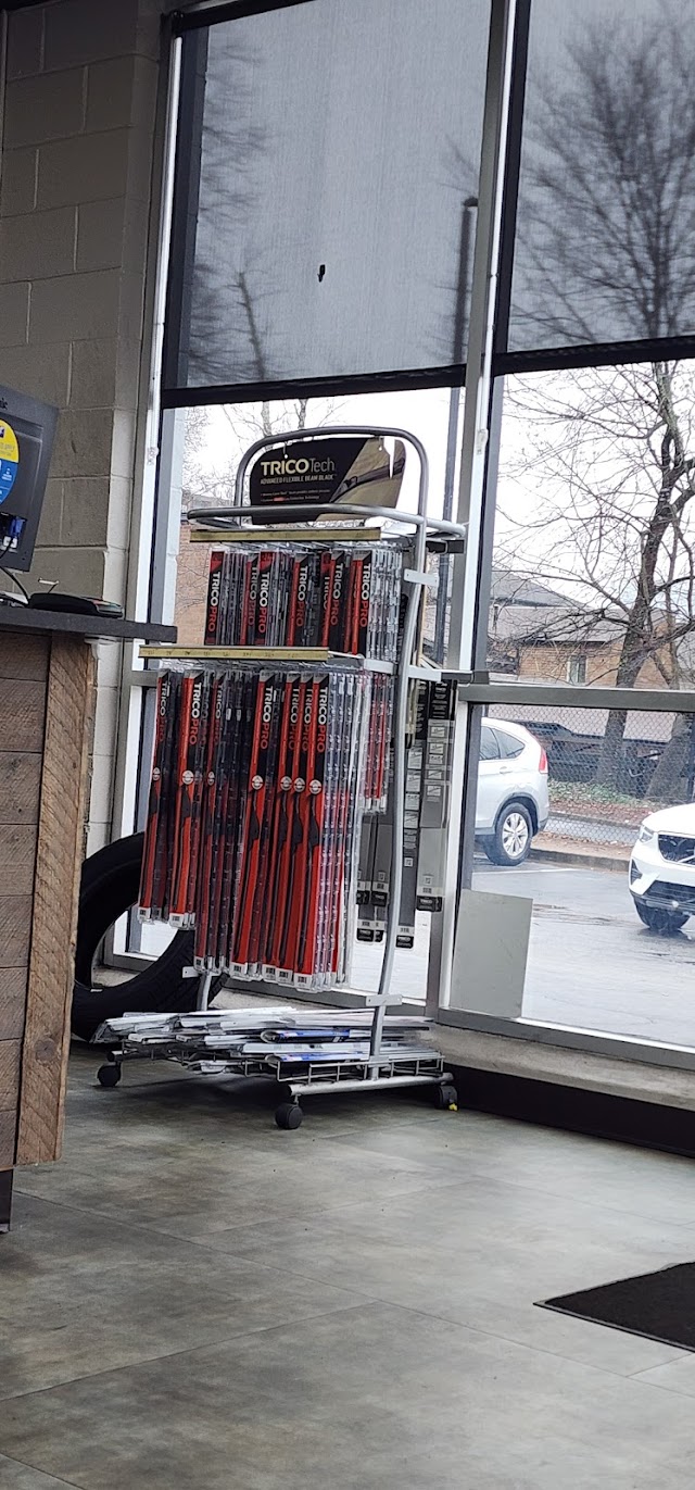 MIDTOWN TIRE INC photo 2