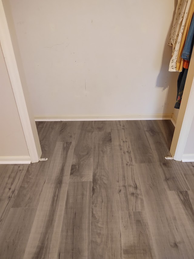Mike Brooks Flooring photo 2
