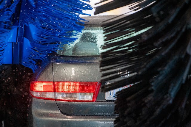 Mister Car Wash photo 4
