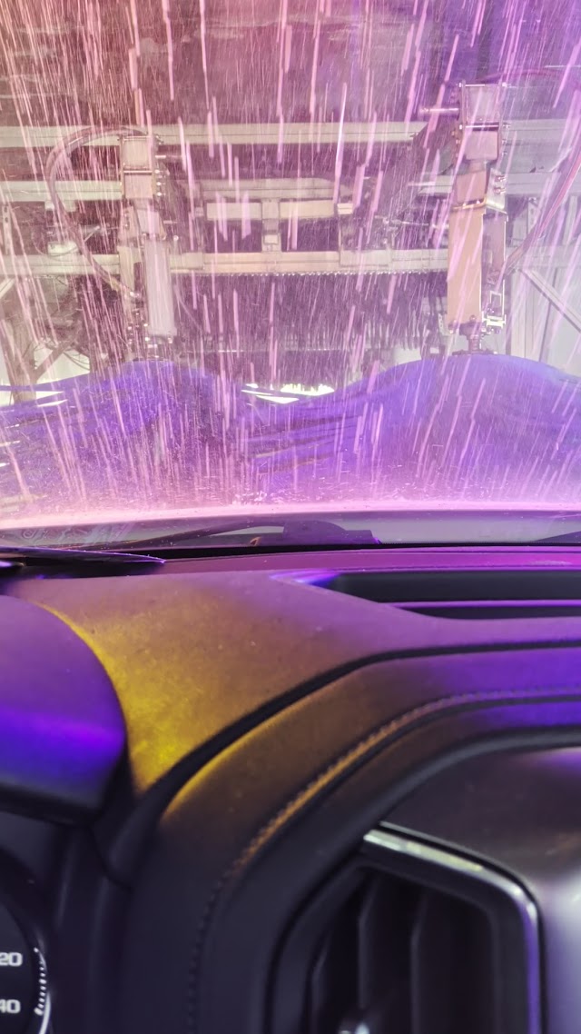 Mister Car Wash photo 2