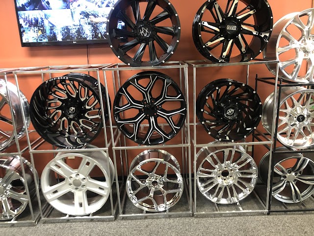 MLK TIRES / ALIGNMENT AND RIM REPAIR photo 2