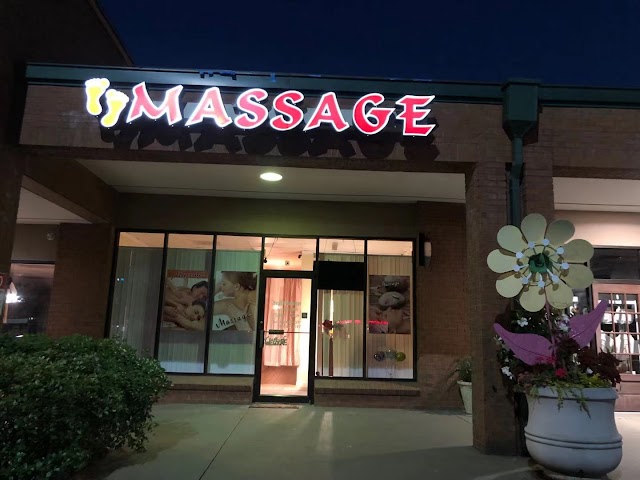 Moon spa massage photo 2