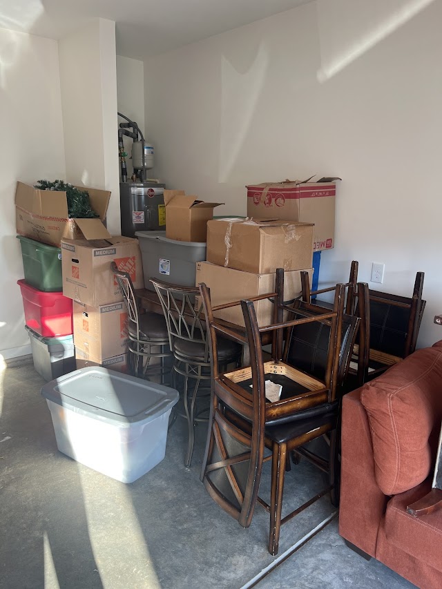Moving hearts moving company photo 2