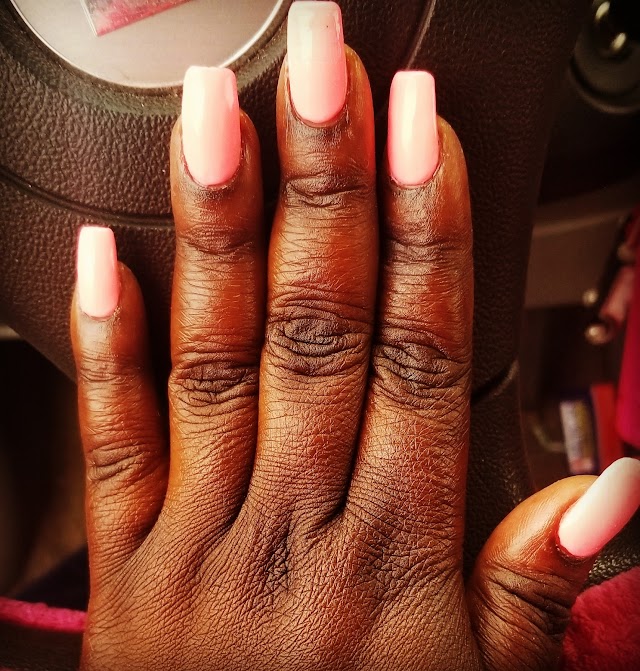 Nail Lounge photo 3