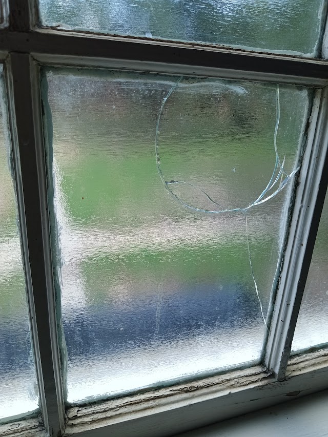 O'Briens Glass Inc photo 3