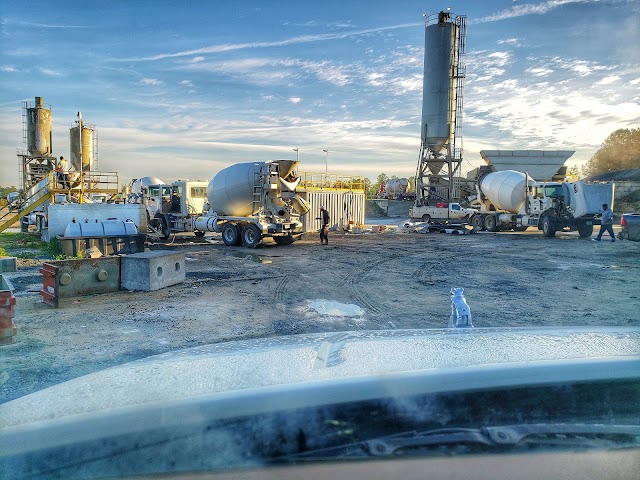 Oconee Concrete photo 1