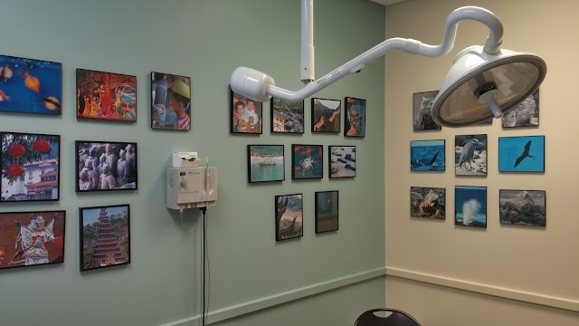 Olansky Dermatology & Aesthetics photo 4