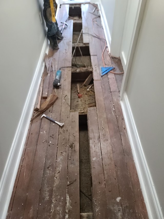 Olde Savannah Hardwood Flooring photo 4