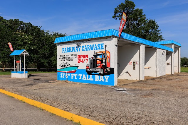 Parkway Carwash photo 2