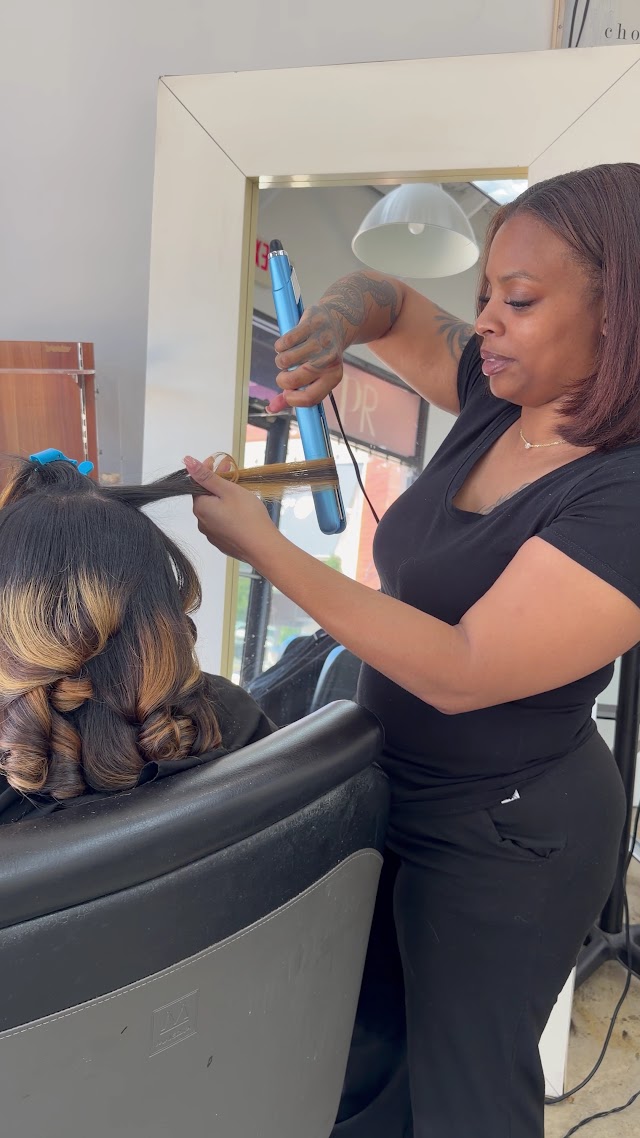 Plush Rose a Blowout Bar Salon Inc. photo 2