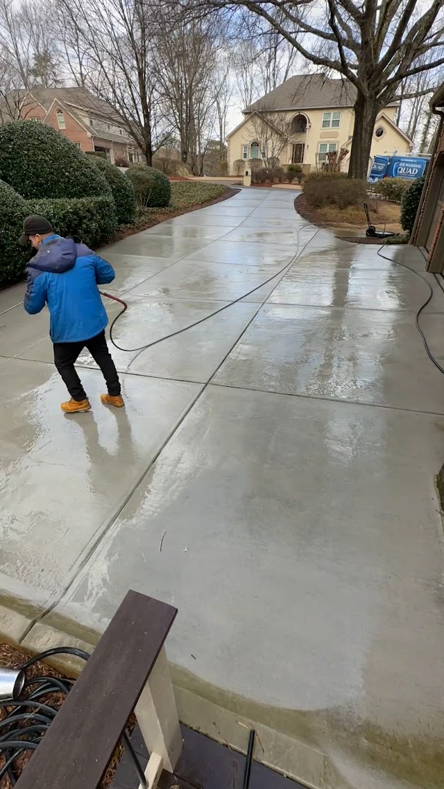 Power Washing Squad photo 3