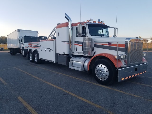 Prime Time Towing, LLC photo 2