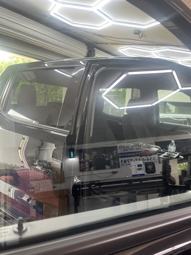Professional Glass Windows Tinting photo 2