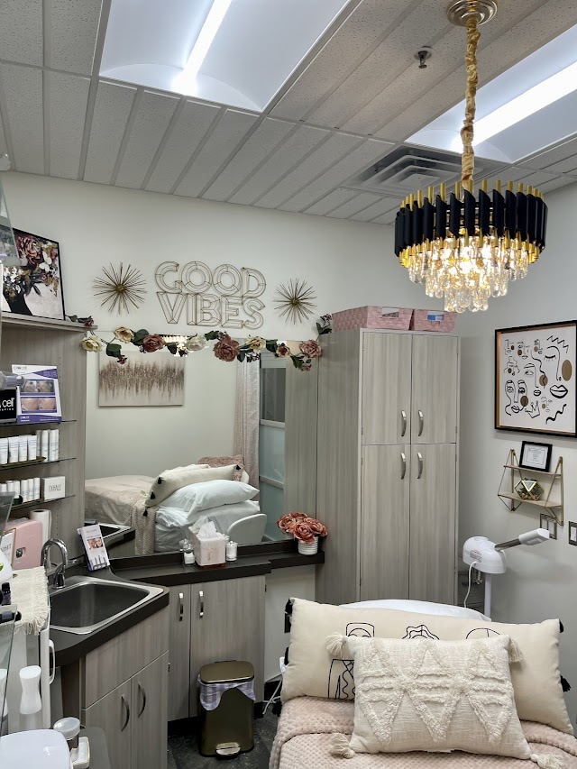 Pynk Eclipse Aesthetics + Wellness Studio photo 4
