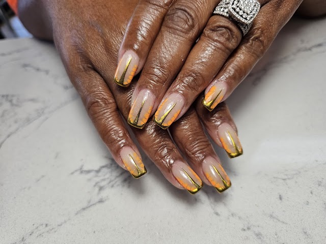 Q Nails and Spa