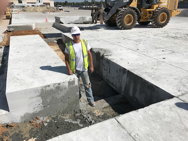 QC Concrete Asphalt Demolition, Cutting, Removal, Driveways, Paving, Millings, Recycled Concrete, Recycling & Mobile Crushing photo 3