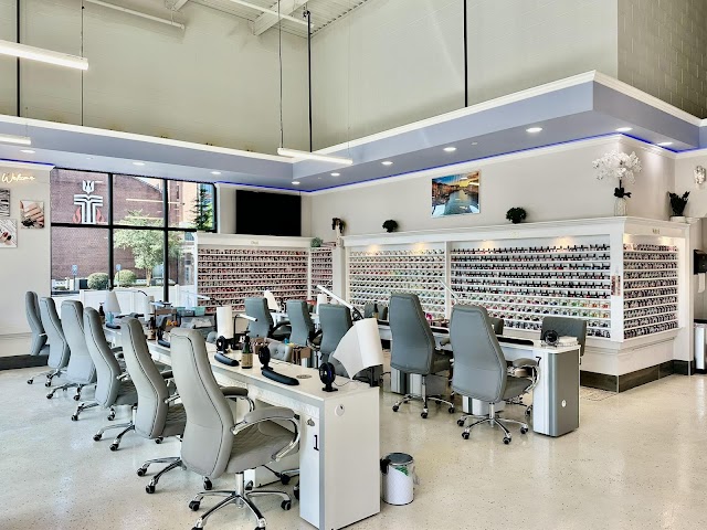 Queen Nails & Spa photo 3