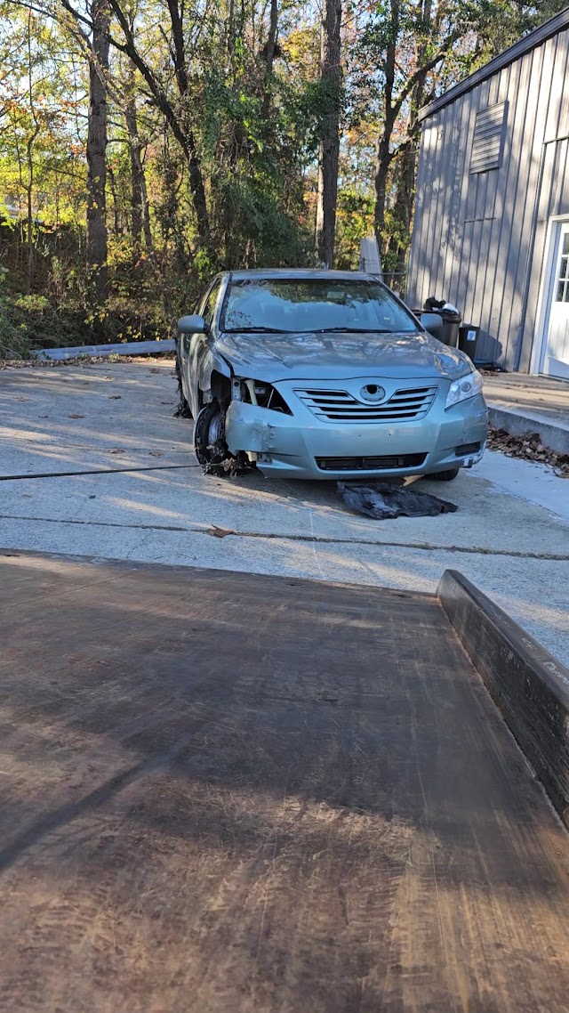 R AND G Towing Services photo 3
