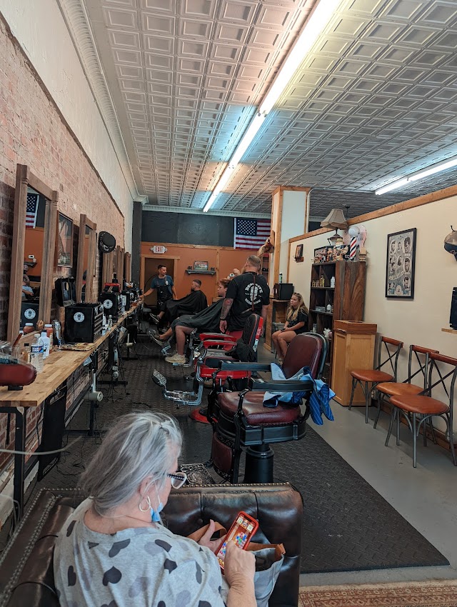 Real Life Barbering & Hair Salon photo 1