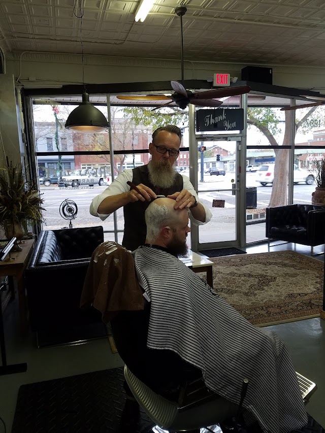 Real Life Barbering & Hair Salon photo 4