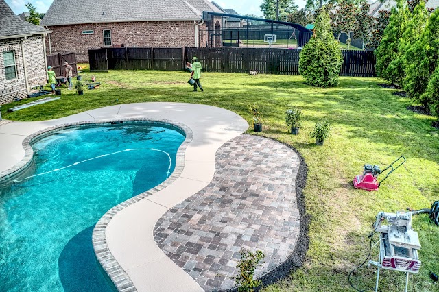 Real Turf Solutions Landscaping photo 2
