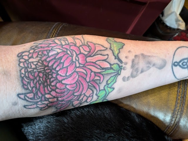 Redemption Tattoo Parlour: Macon's Premier Custom Tattoo Shop