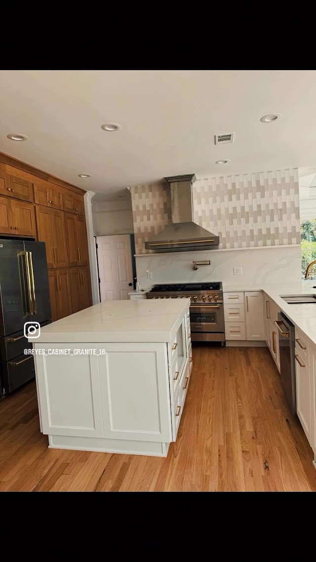 Reyes Cabinet Granite LLC