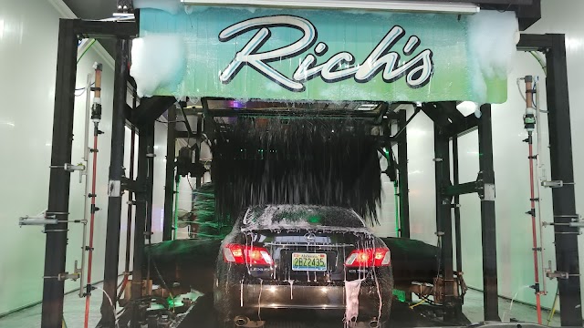 Rich's Car Wash - Airport photo 4