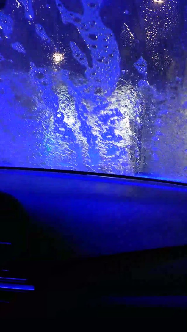 Rich's Car Wash - Perry Hill photo 3