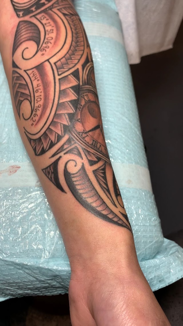 Riverside Tattoo Parlor photo 3