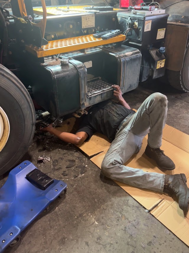 Road Ready Diesel Repair LLC photo 3