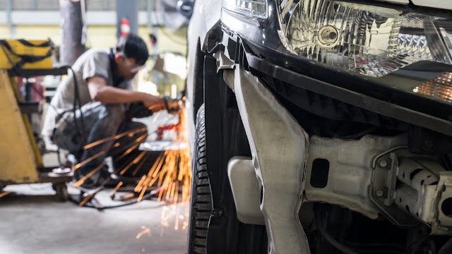 Rods Collision Co.