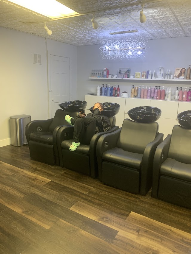 Roots Southern Salon photo 2