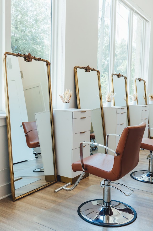 Rose + Mae Hair Salon