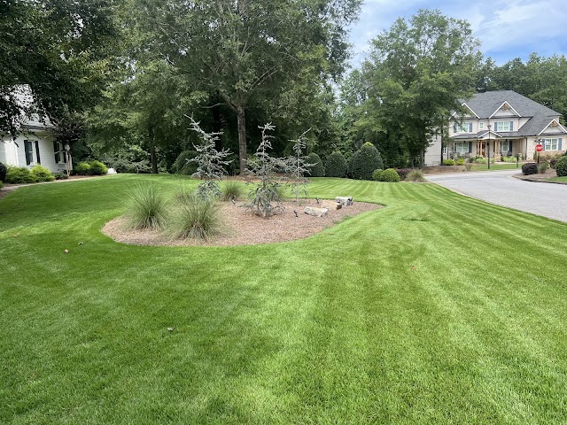 Ross Landscapes LLC