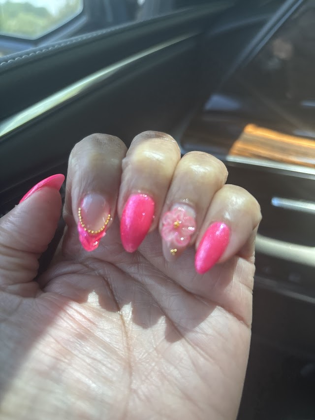 Royalé Nails Spa photo 2