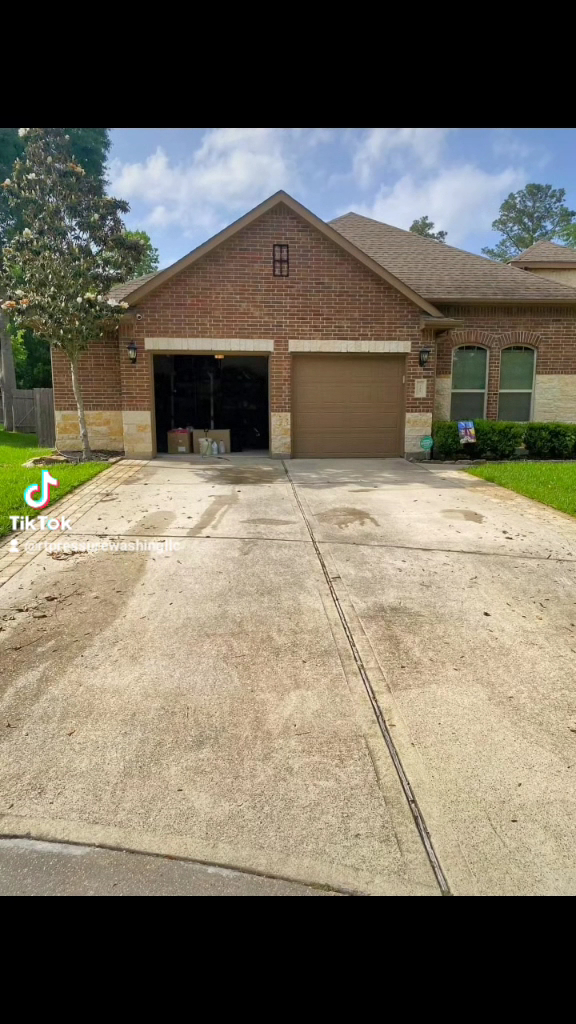 RT PRESSURE WASHING photo 2
